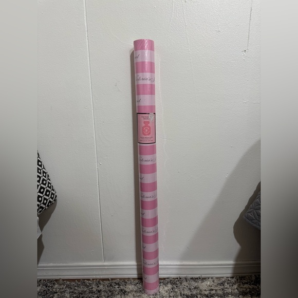 Victoria's Secret Other - Victoria's Secret Pink and White Gift Wrap